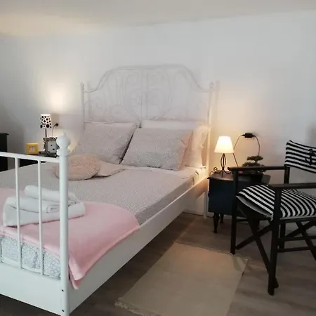 Apartman Need Is *